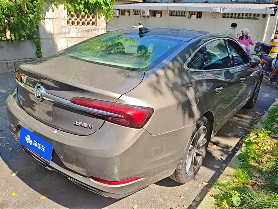 Buick LaCrosse 2019 28T Luxury Edition фото 3