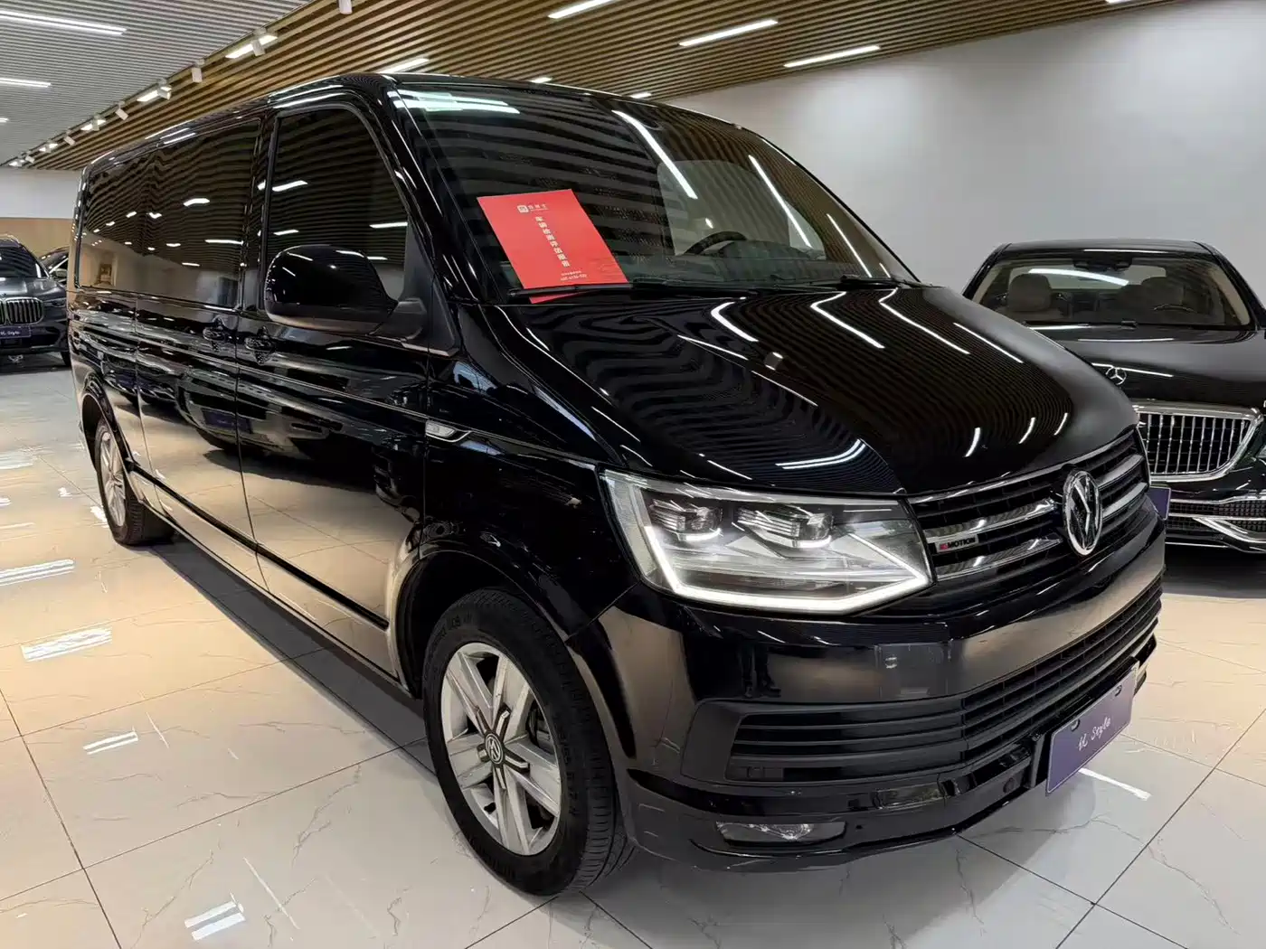 Volkswagen Caravelle 2018 2018 2.0TSI 4WD Luxury Edition 7-Seater