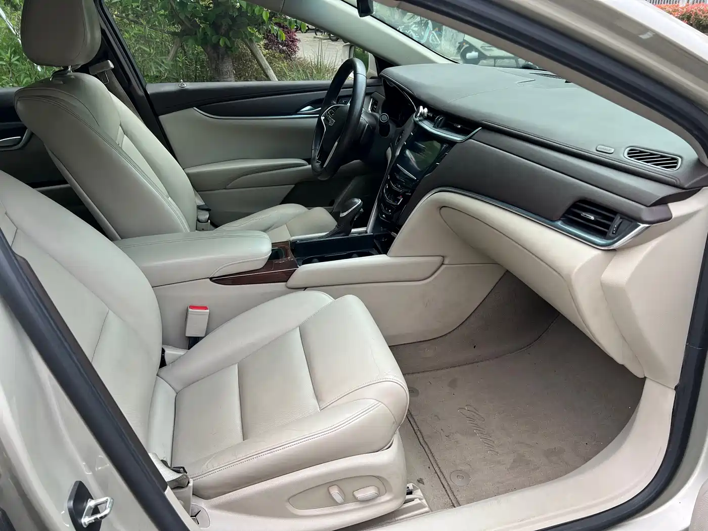 Cadillac XTS 2016 28T Technology фото 12