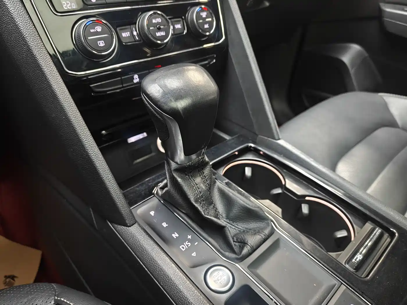 Volkswagen Teramont 2019 330TSI 2WD Luxury China VI фото 18