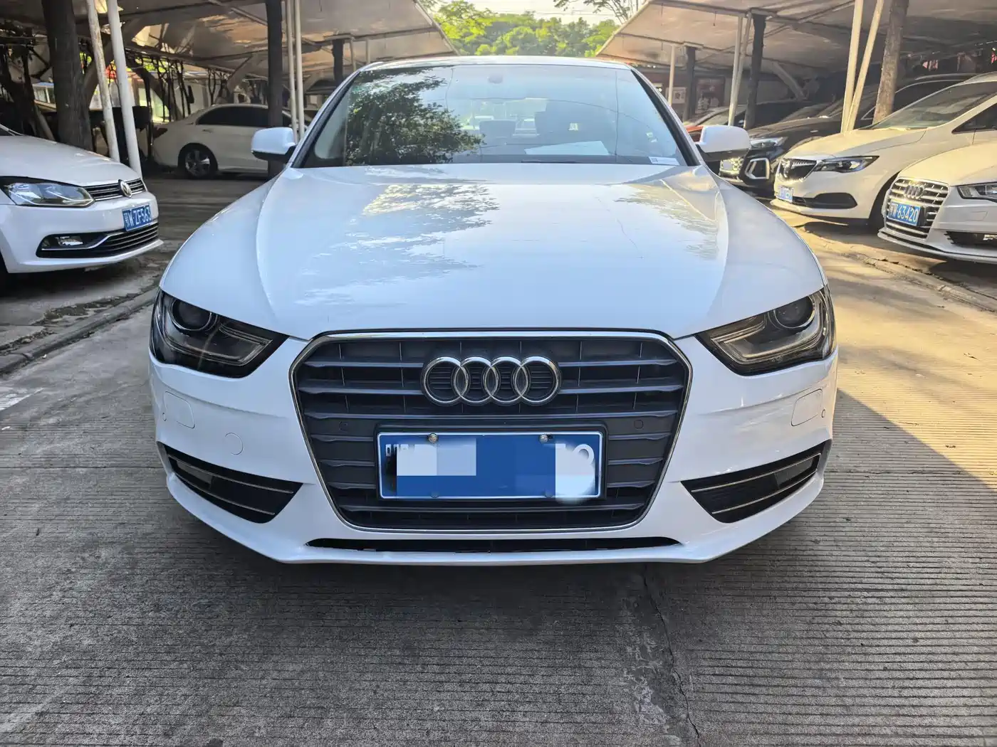 Audi A4L 2013 35 TFSI Automatic Technology фото 2
