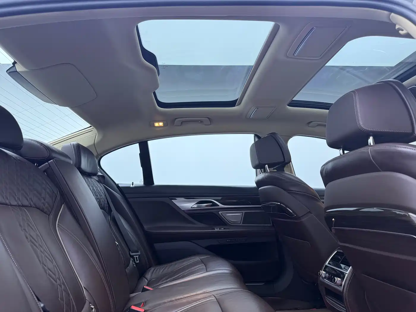 BMW 7 Series 2019 Facelift 730Li Luxury Package фото 21