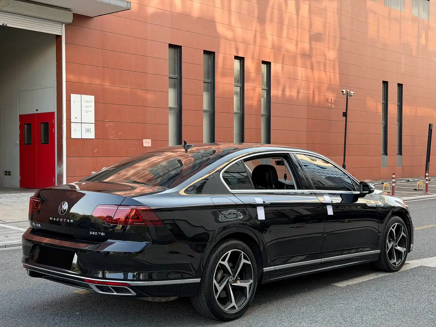 Volkswagen Magotan 2021 330TSI DSG 30th Anniversary Edition фото 20