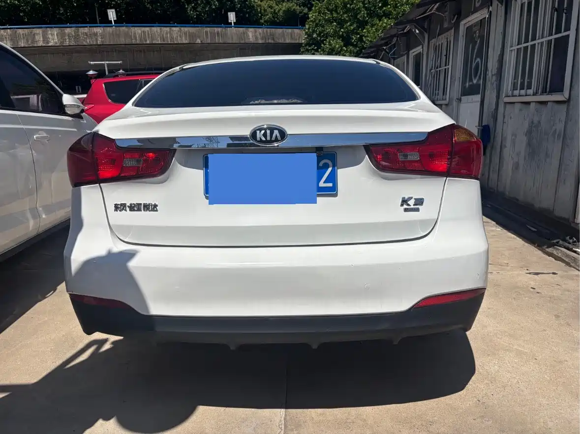 Kia K3 2015 1.6L Automatic GLS фото 5