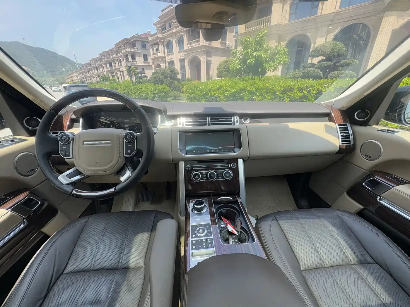 Land Rover Range Rover 2017 3.0 SC V6 Vogue фото 6