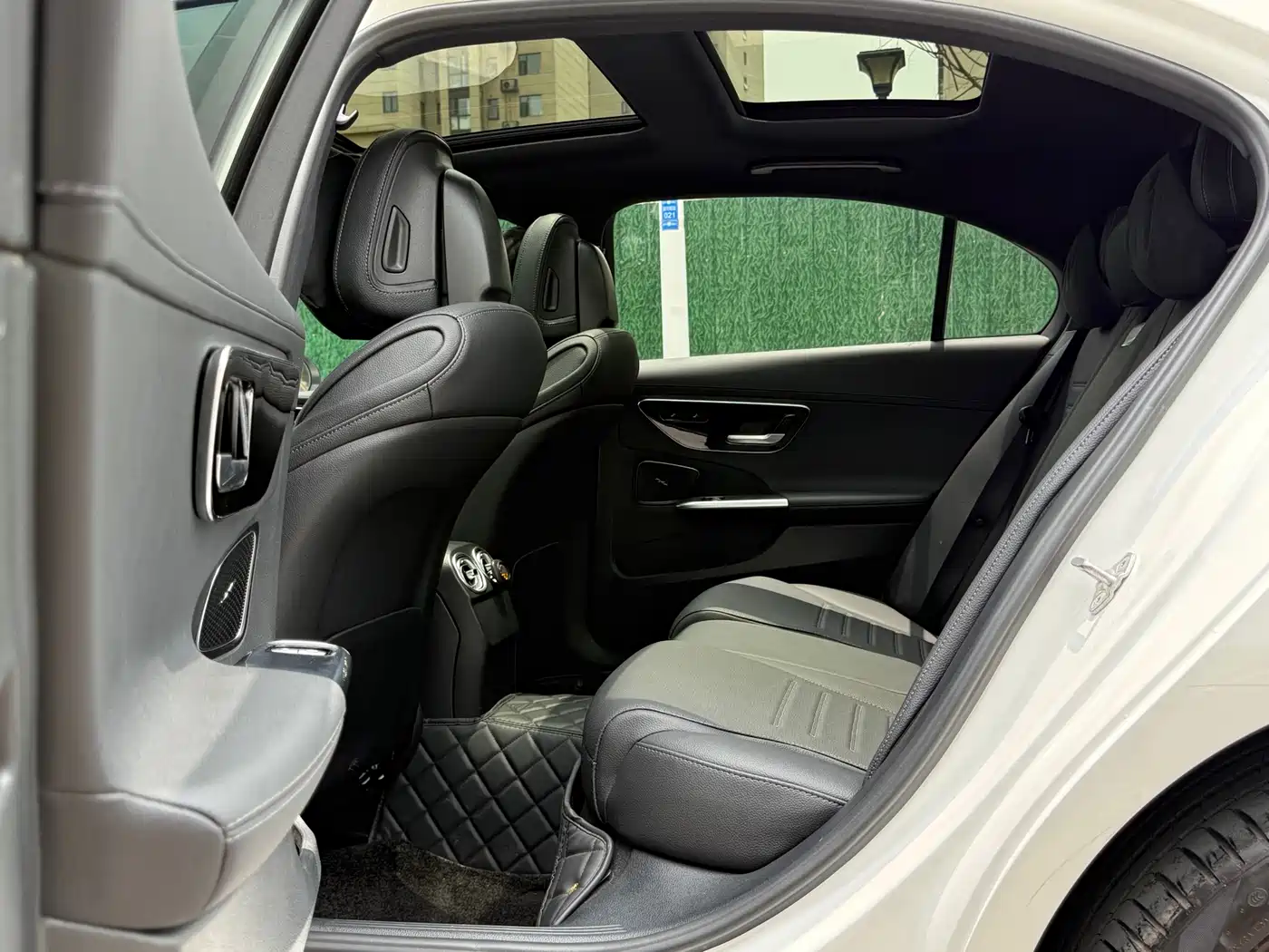 Mercedes-Benz C-Class 2023 C 260 L Sport фото 6