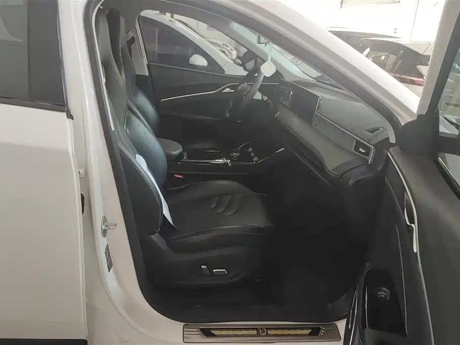 NEZHA AUTOMOBILE NEZHA U