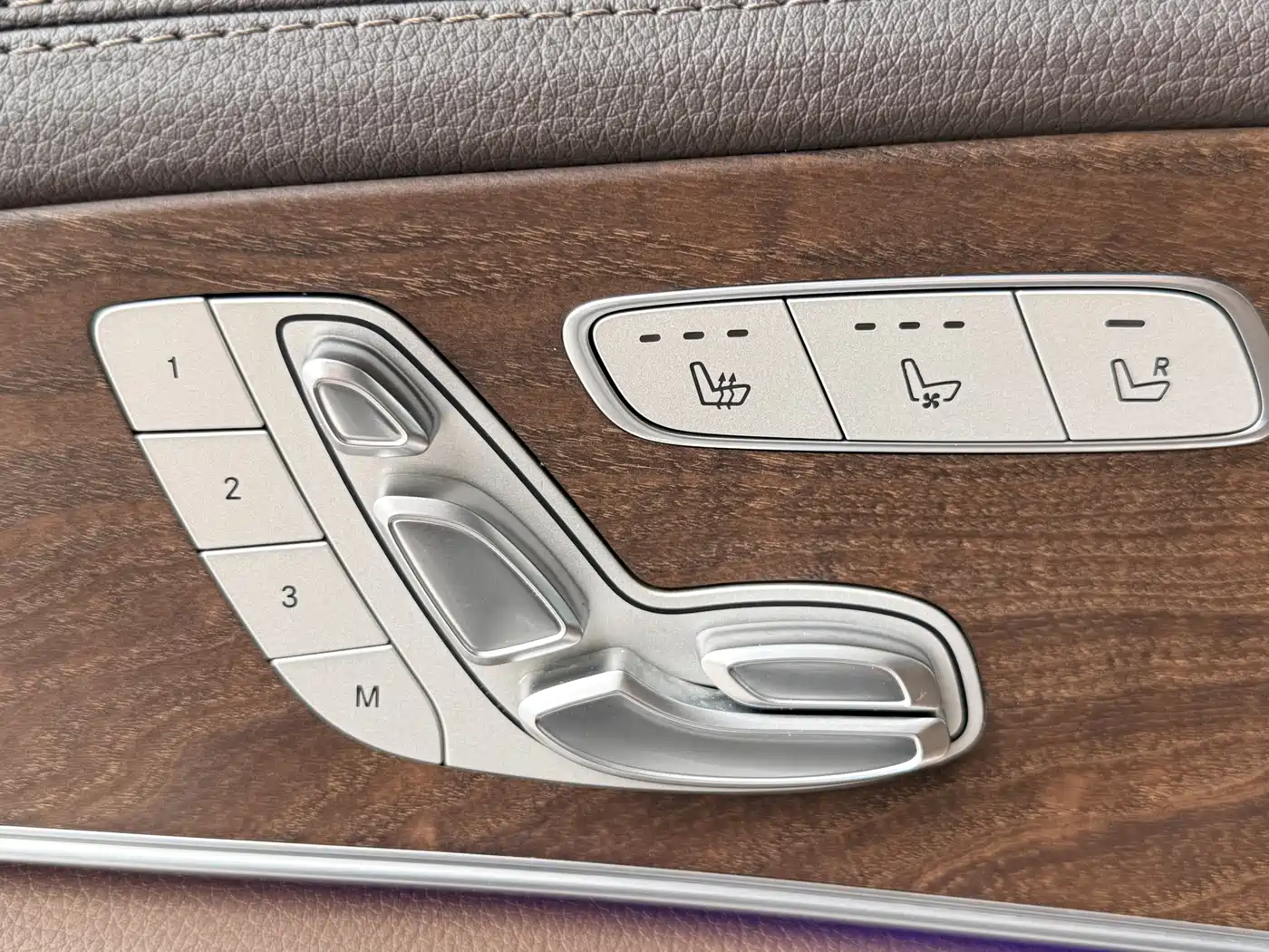 Mercedes-Benz E-Class 2020 Facelift E 300 L Exclusive фото 17