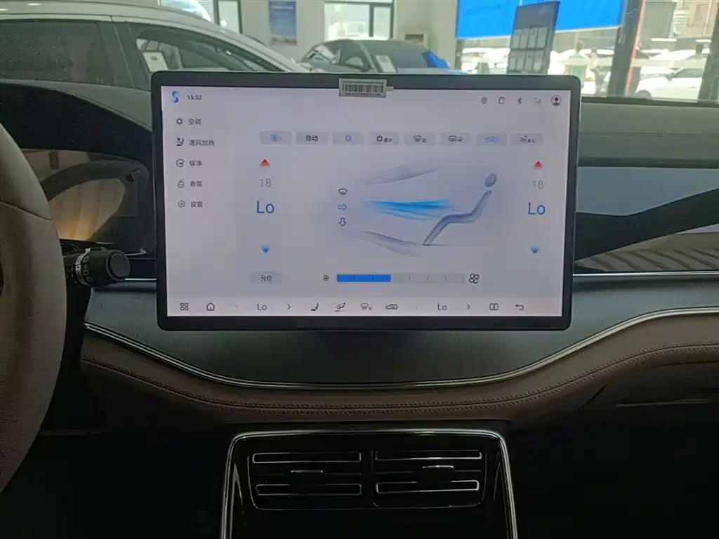 BYD Tang New Energy 2025 DM-i 115KM Cloud Chariot Flagship фото 13