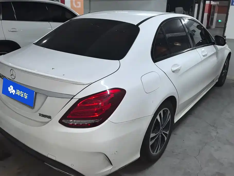 Mercedes-Benz C-Class 2018 C 200 Sport Edition фото 3