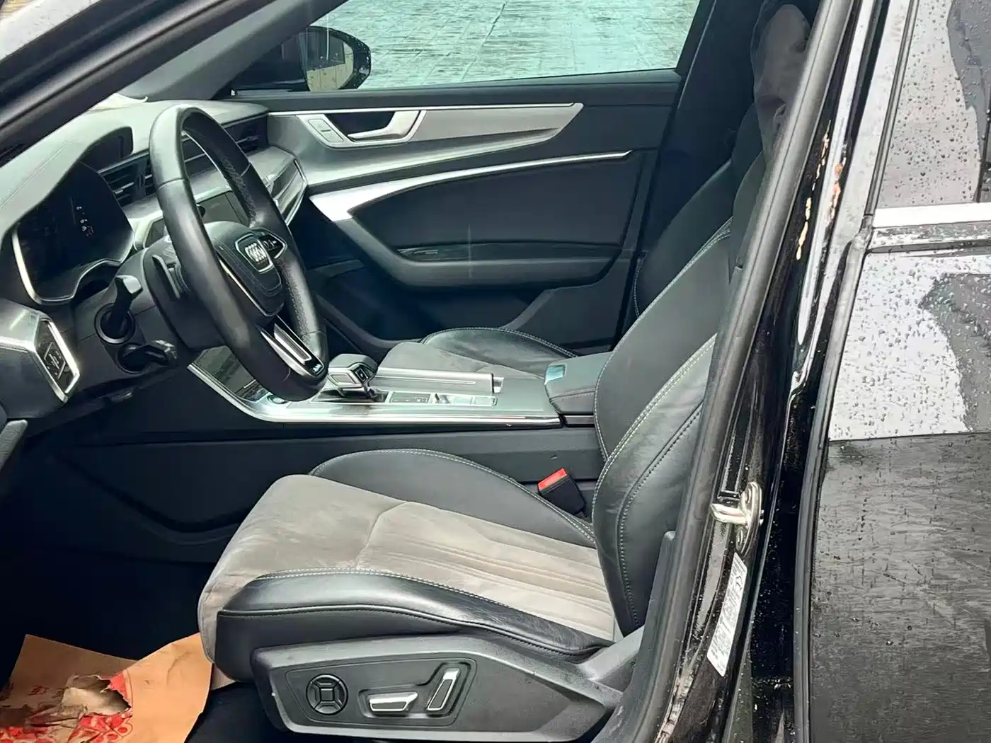 Photo 9 - Audi A6L