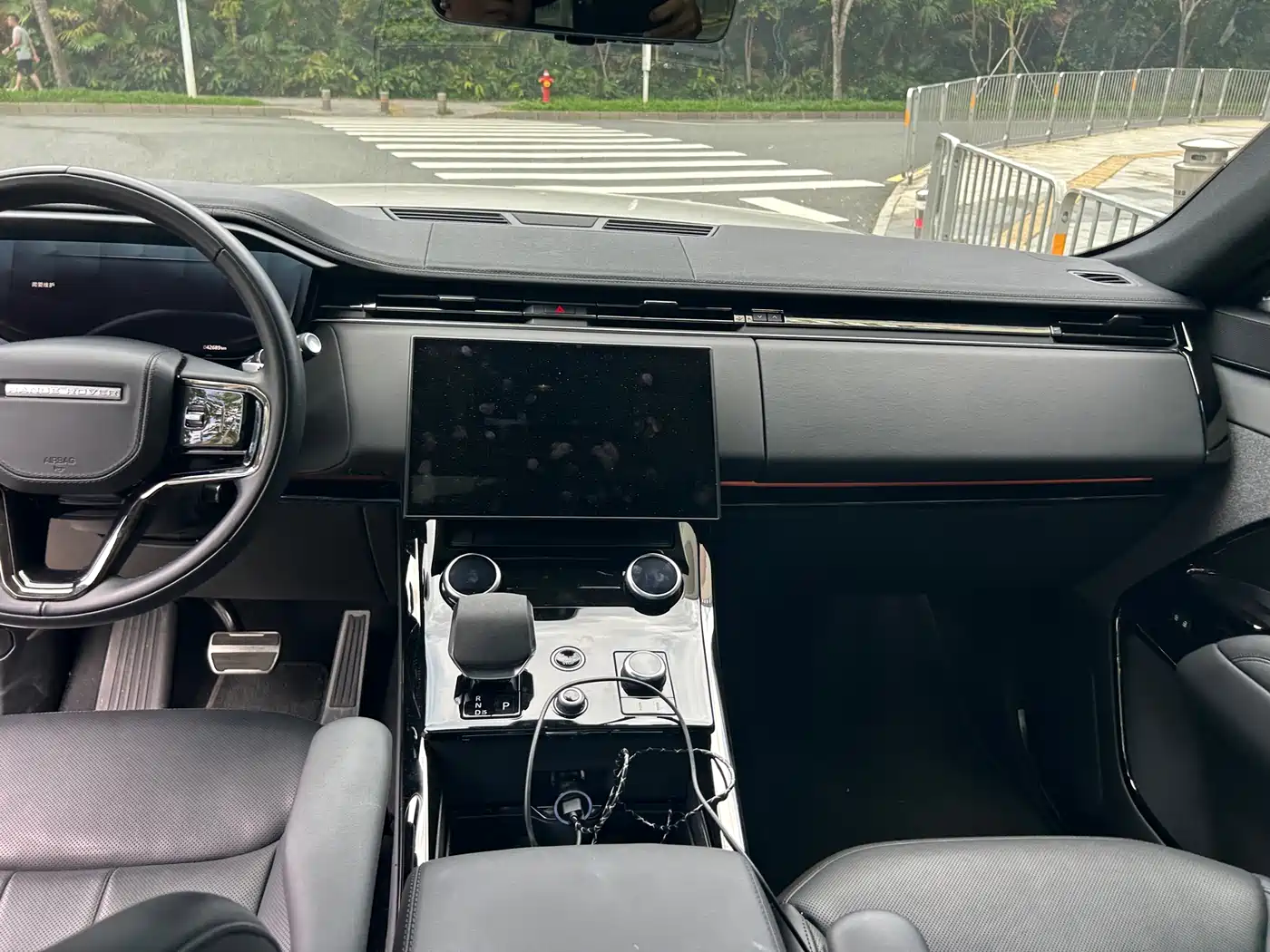 Land Rover Range Rover Sport 2023 400PS Dynamic HSE фото 9