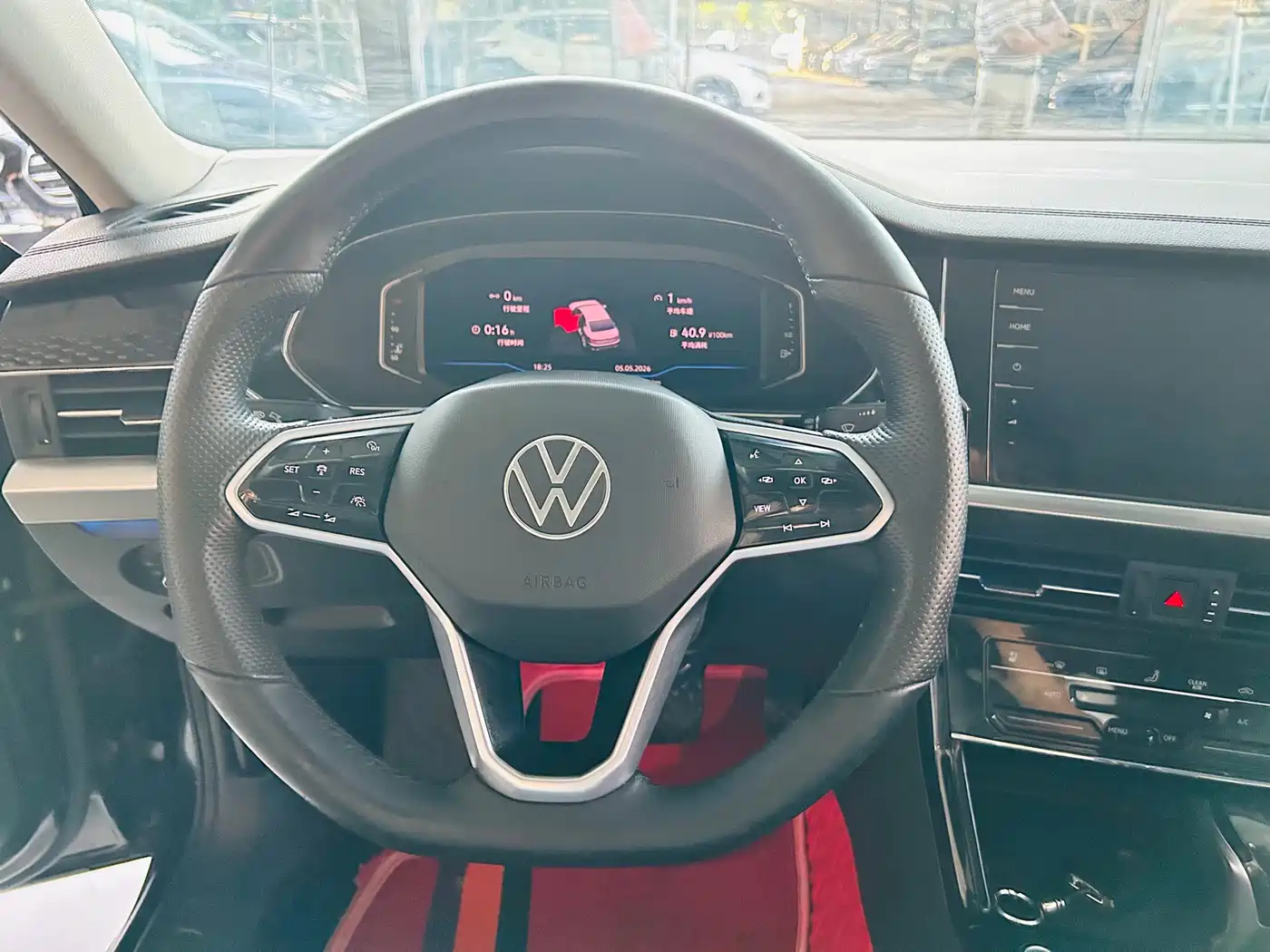Volkswagen Passat 2022 330TSI Starlight Luxury Edition фото 8