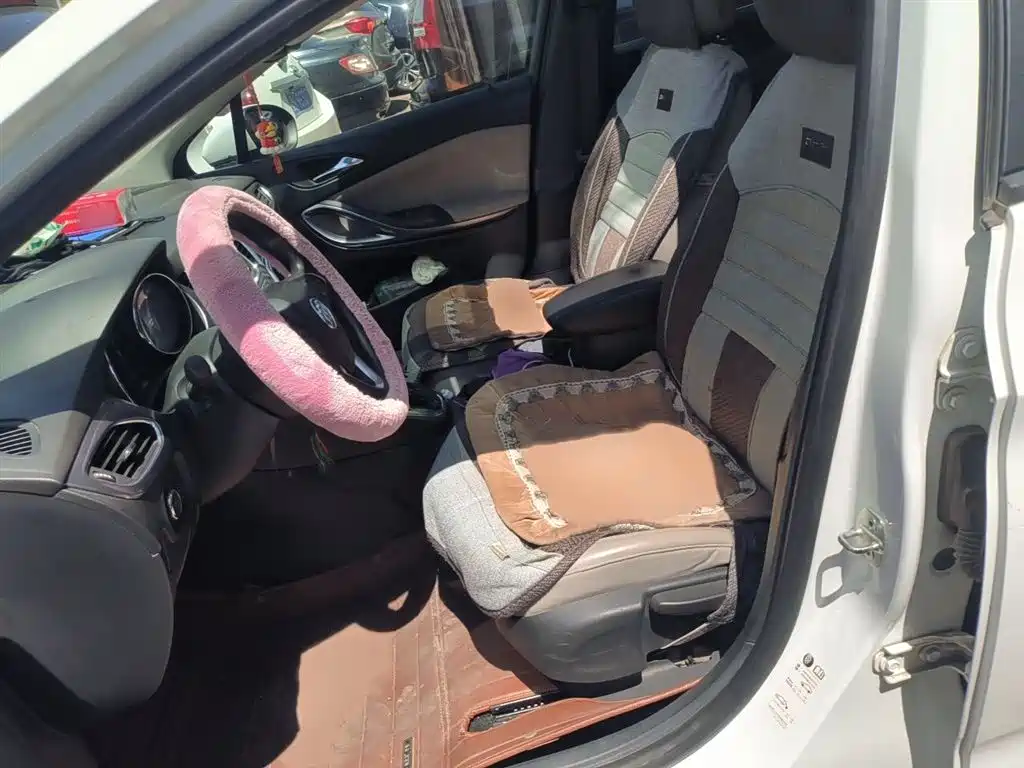 Buick Verano 2016 Hatchback 15S Automatic Leading фото 7