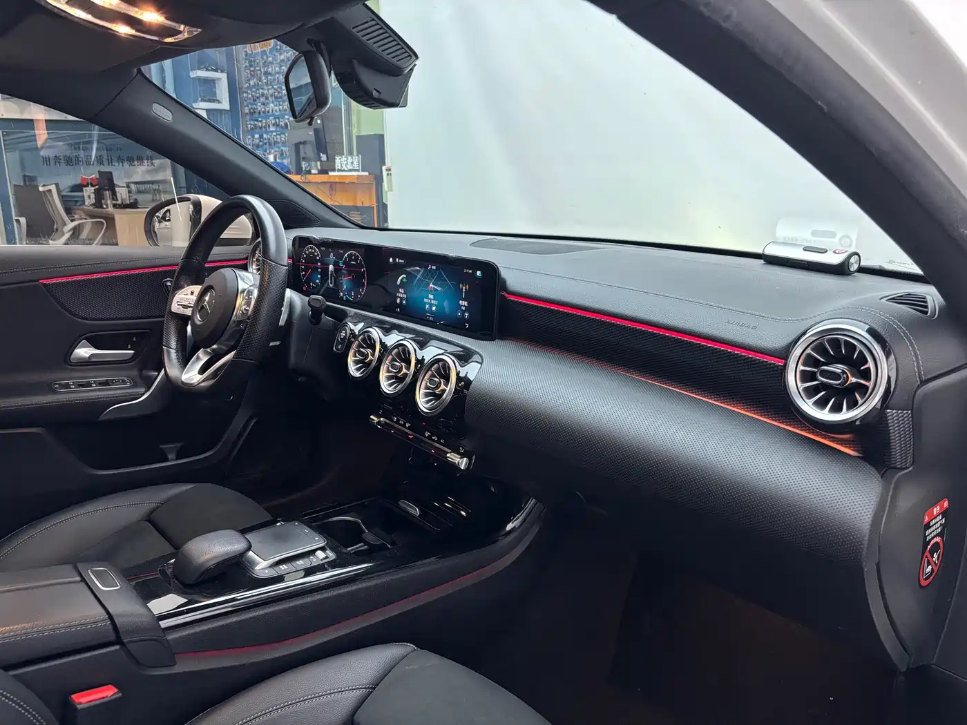 Mercedes-Benz A-Class 2021 A 200 L Sport Sedan Fashion Edition фото 12