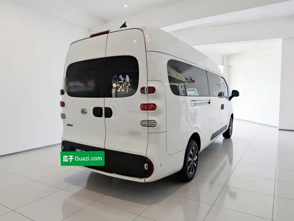 Maxus Dana V1 2025 2024 V1 Long Wheelbase High Roof Multi-Purpose (62kWh)