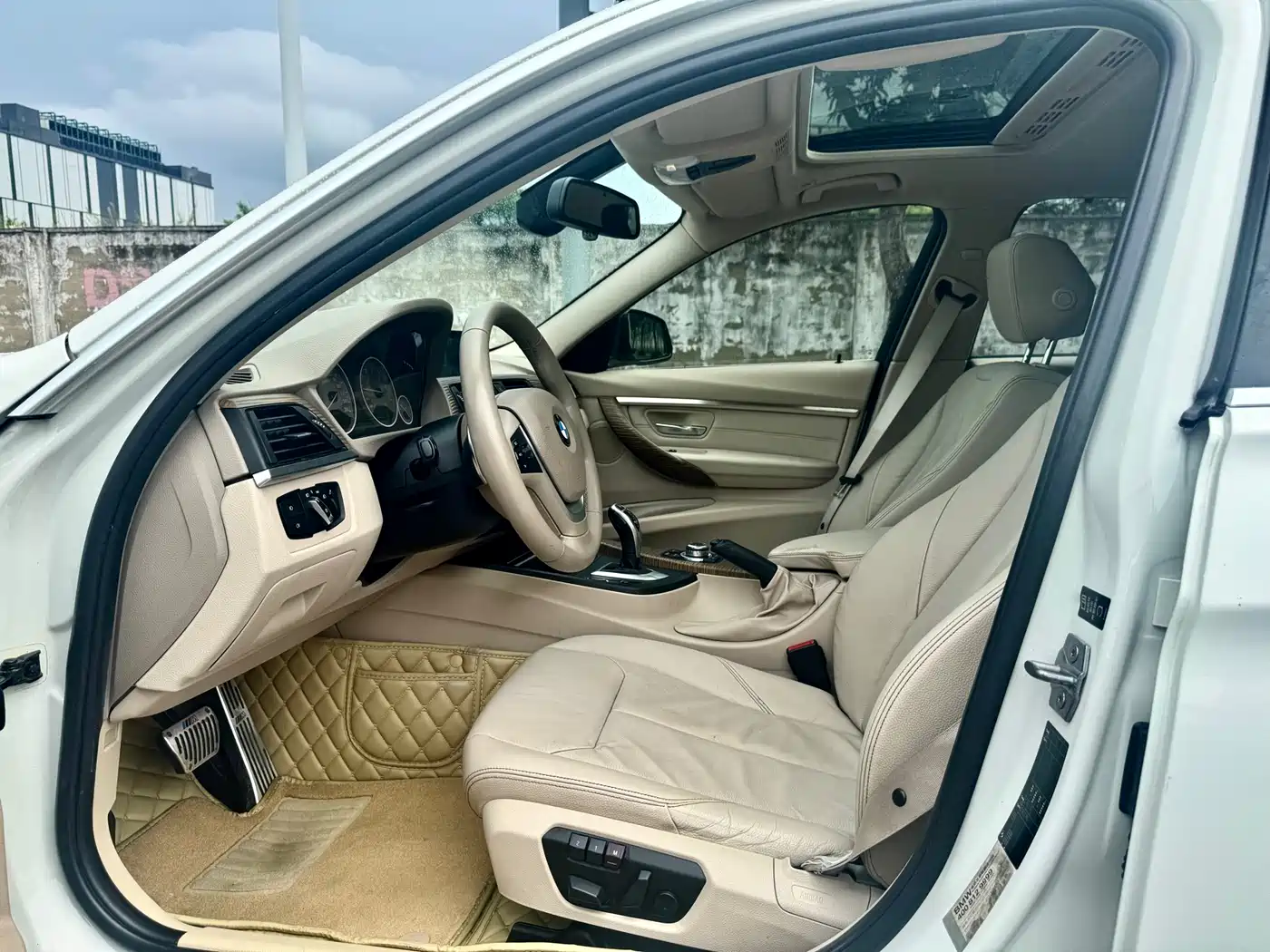 BMW 3 Series 2013 320Li Style Design Package фото 4
