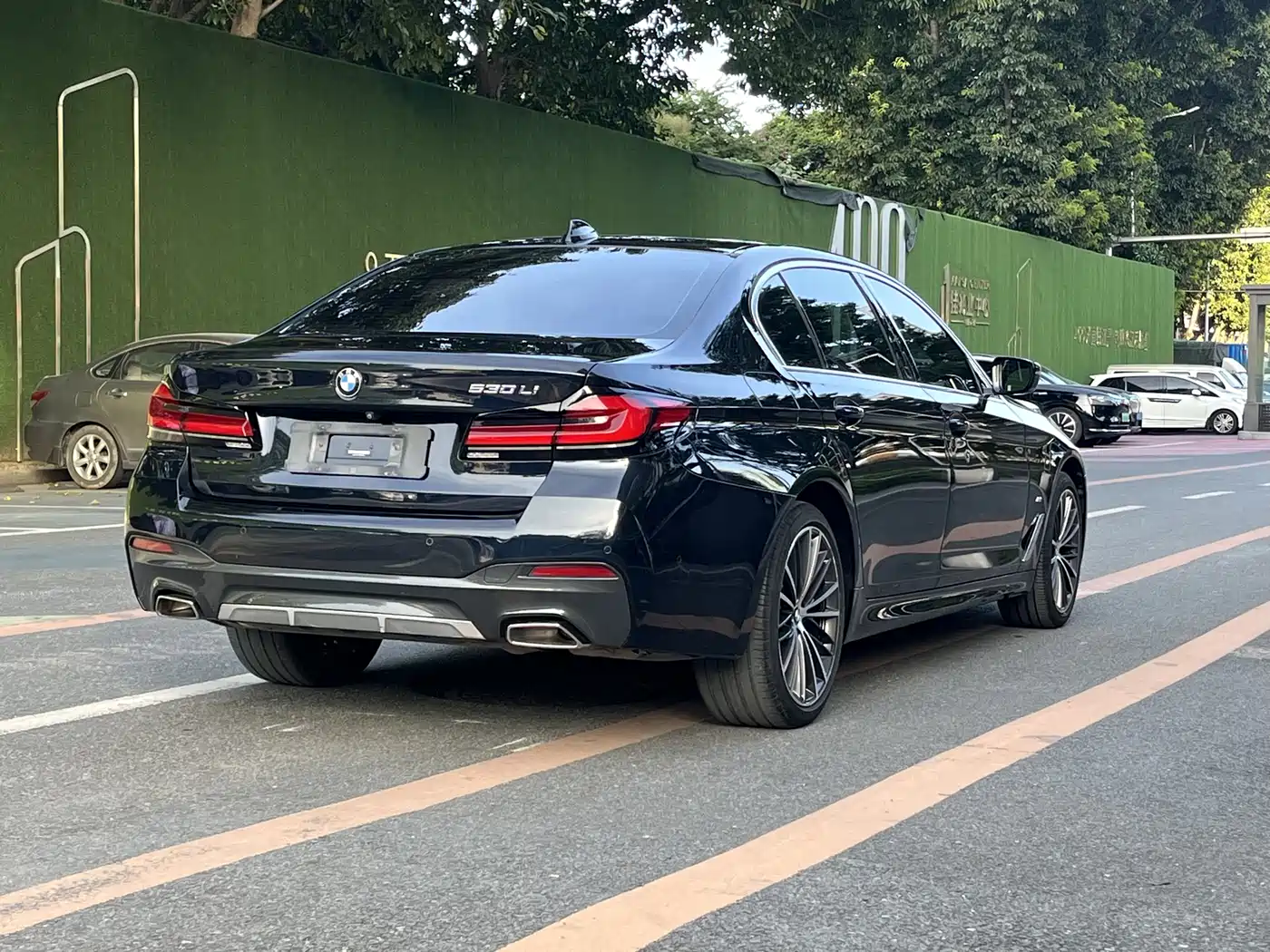 BMW 5 Series 2021 530Li Leading M Sport Package фото 4
