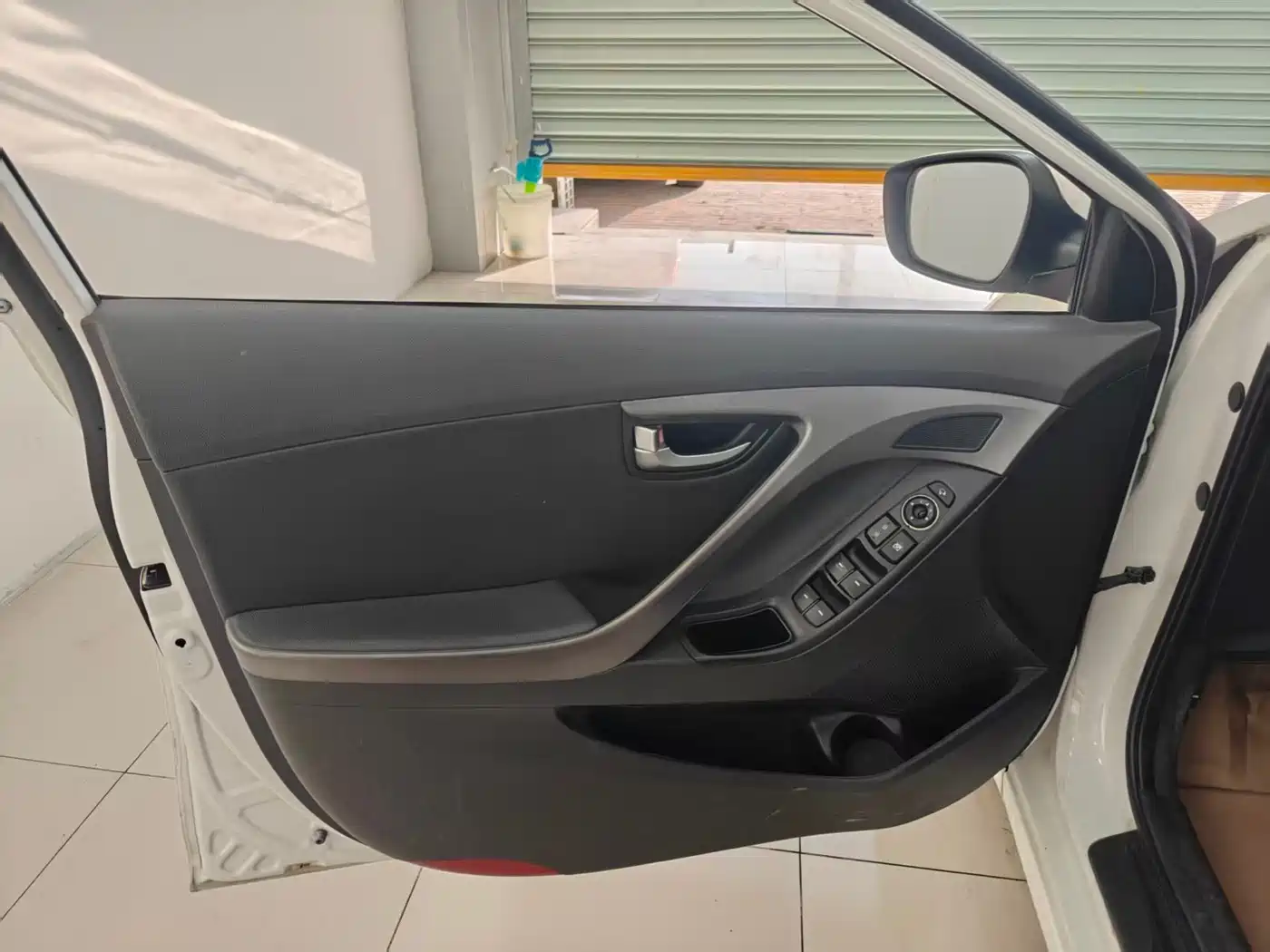 Hyundai Langdong 2015 1.6L Auto Premium фото 4