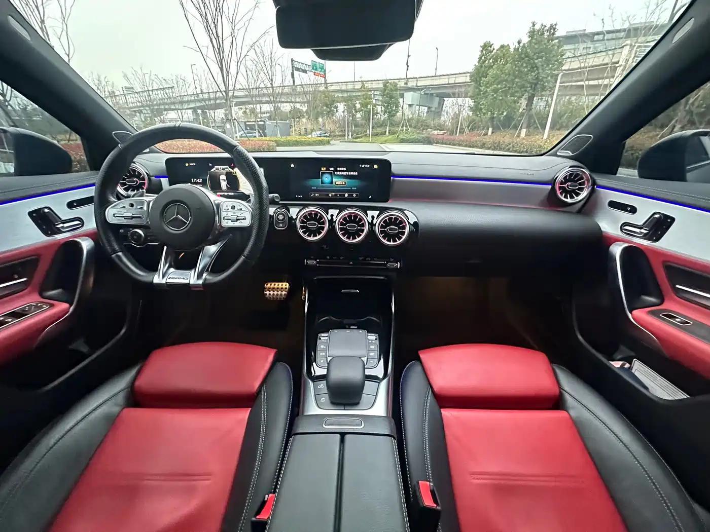 Mercedes-Benz A-Class AMG 2020 AMG A 35 L 4MATIC фото 8