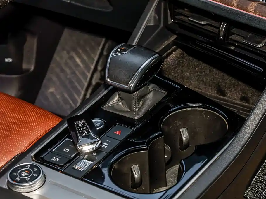 Фото 30 - Volkswagen Touareg
