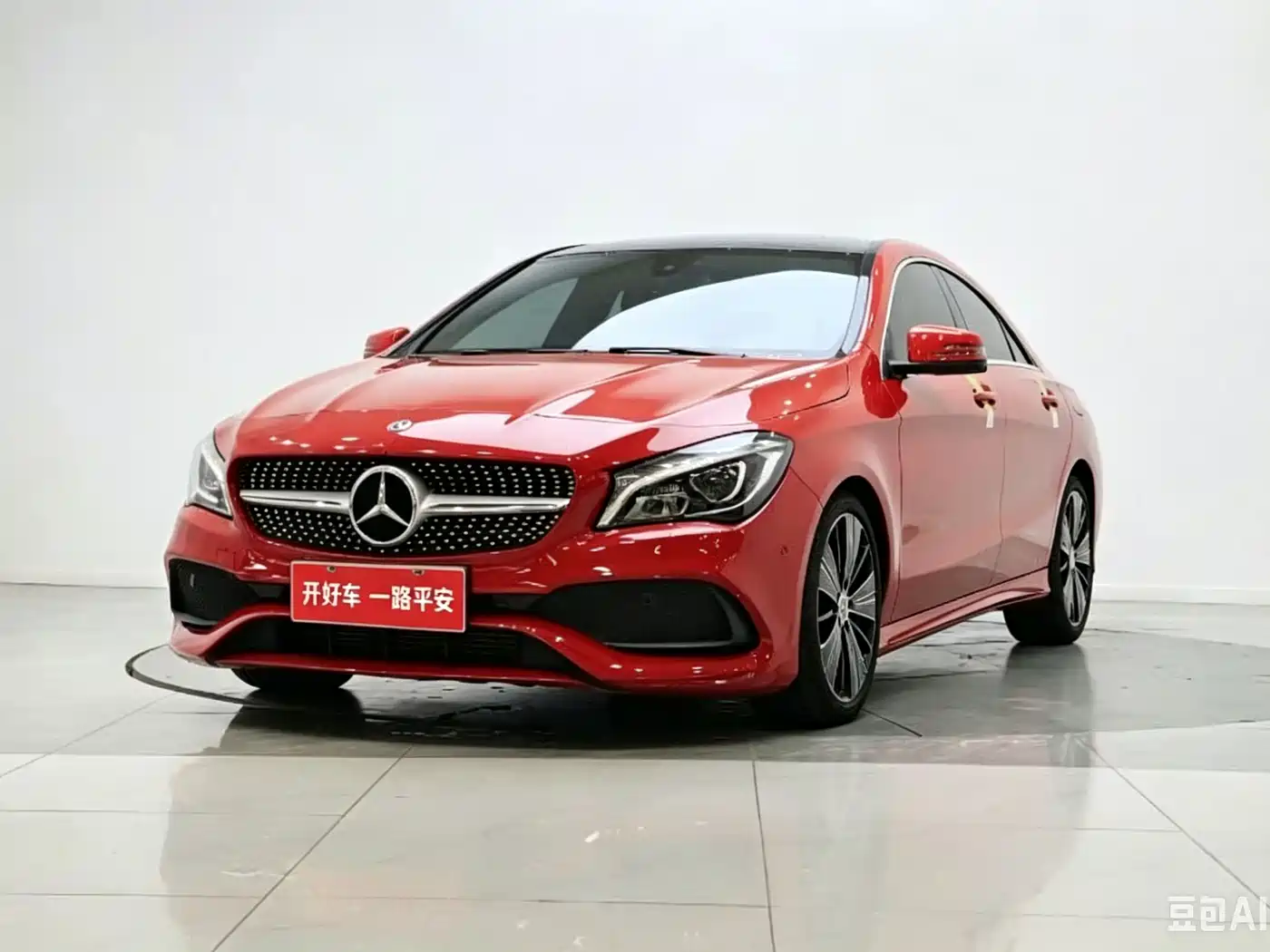Mercedes-Benz CLA (Import) 2017 Facelift CLA 200 Style фото 2