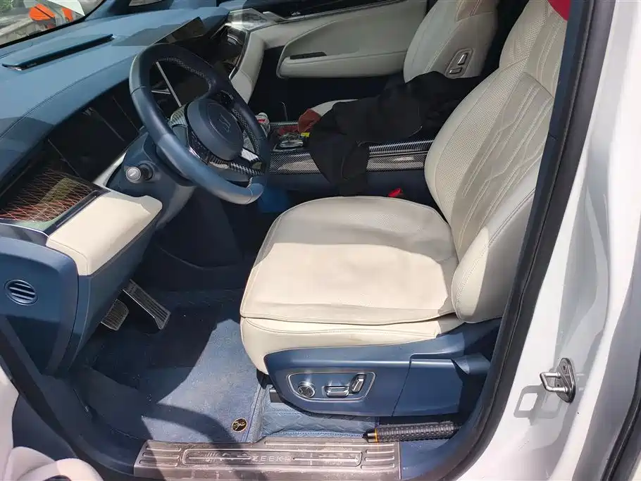 ZEEKR EXTREME KRYPTON 009