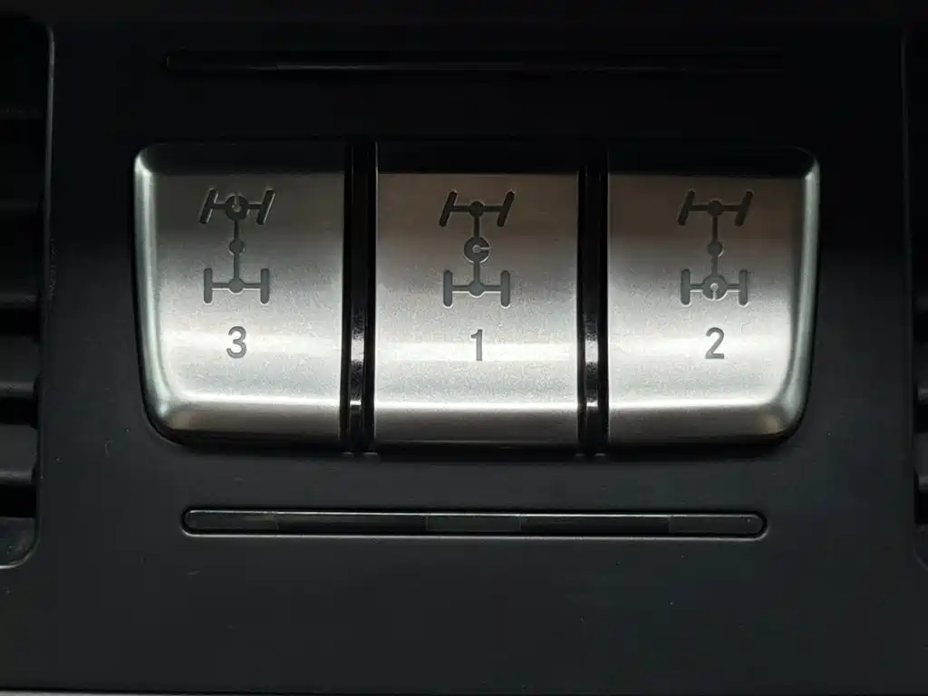 Mercedes-Benz G-Class 2015 G 500 Heavy Duty Edition фото 17