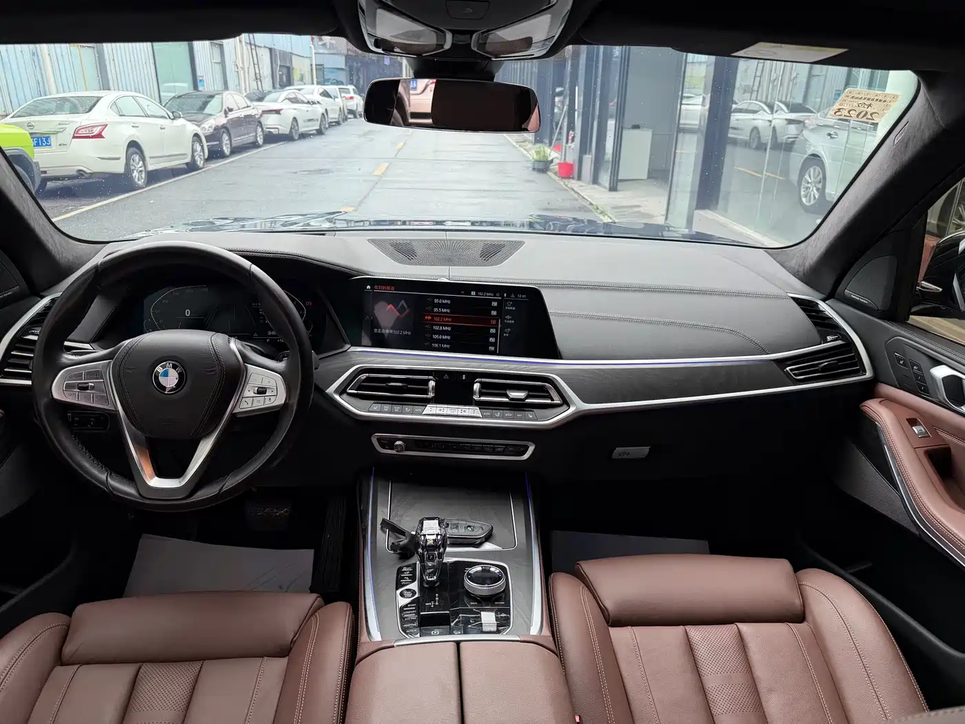 BMW X7 2020 xDrive40i Leading Luxury Package фото 11