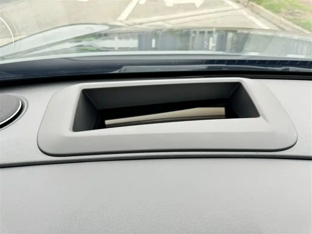 Geely Galaxy Galaxy A7 2025 EM-i фото 17