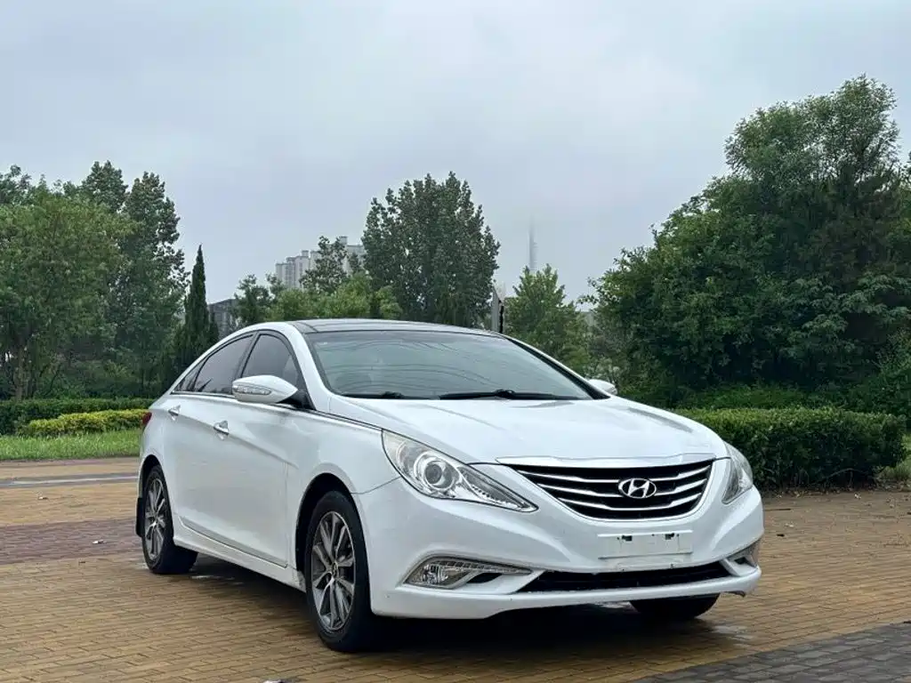 Hyundai Sonata 2013 2013 2.0L Automatic Fashion Edition