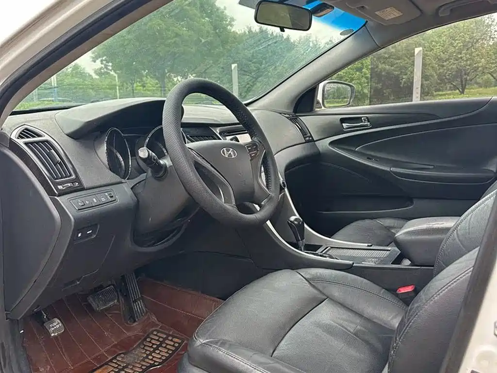 Hyundai Sonata 2013 2013 2.0L Automatic Fashion Edition