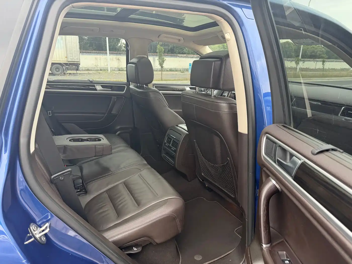 Фото 7 - Volkswagen Touareg