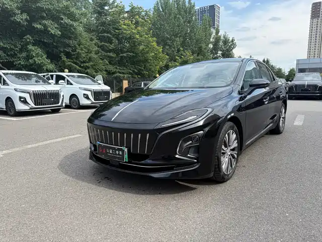 Hongqi E-QM5 2022 431km Charging Enjoyment Edition