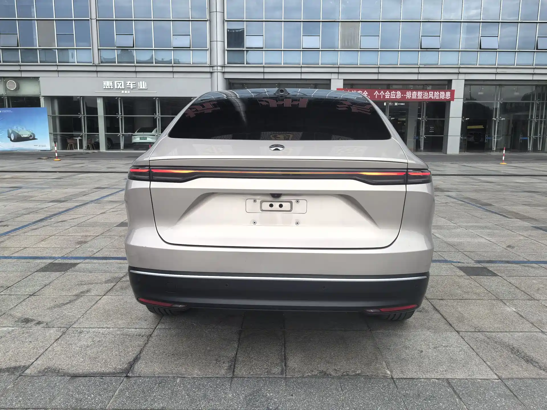 Фото 5 - NIO EC7
