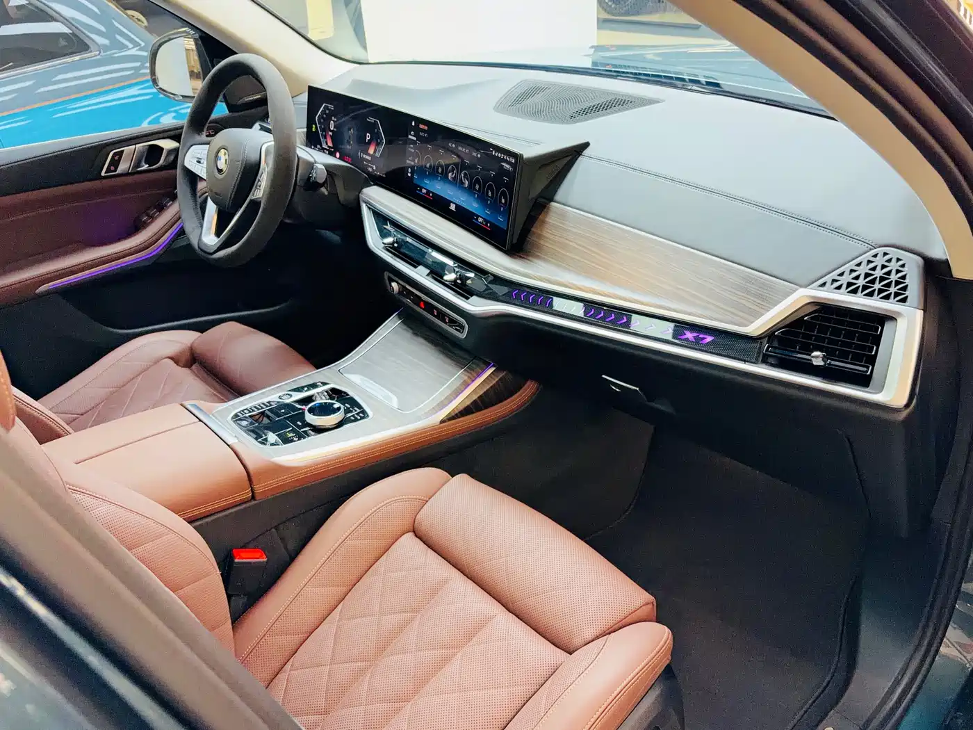 BMW X7 2023 xDrive40i Leading Luxury Package фото 18