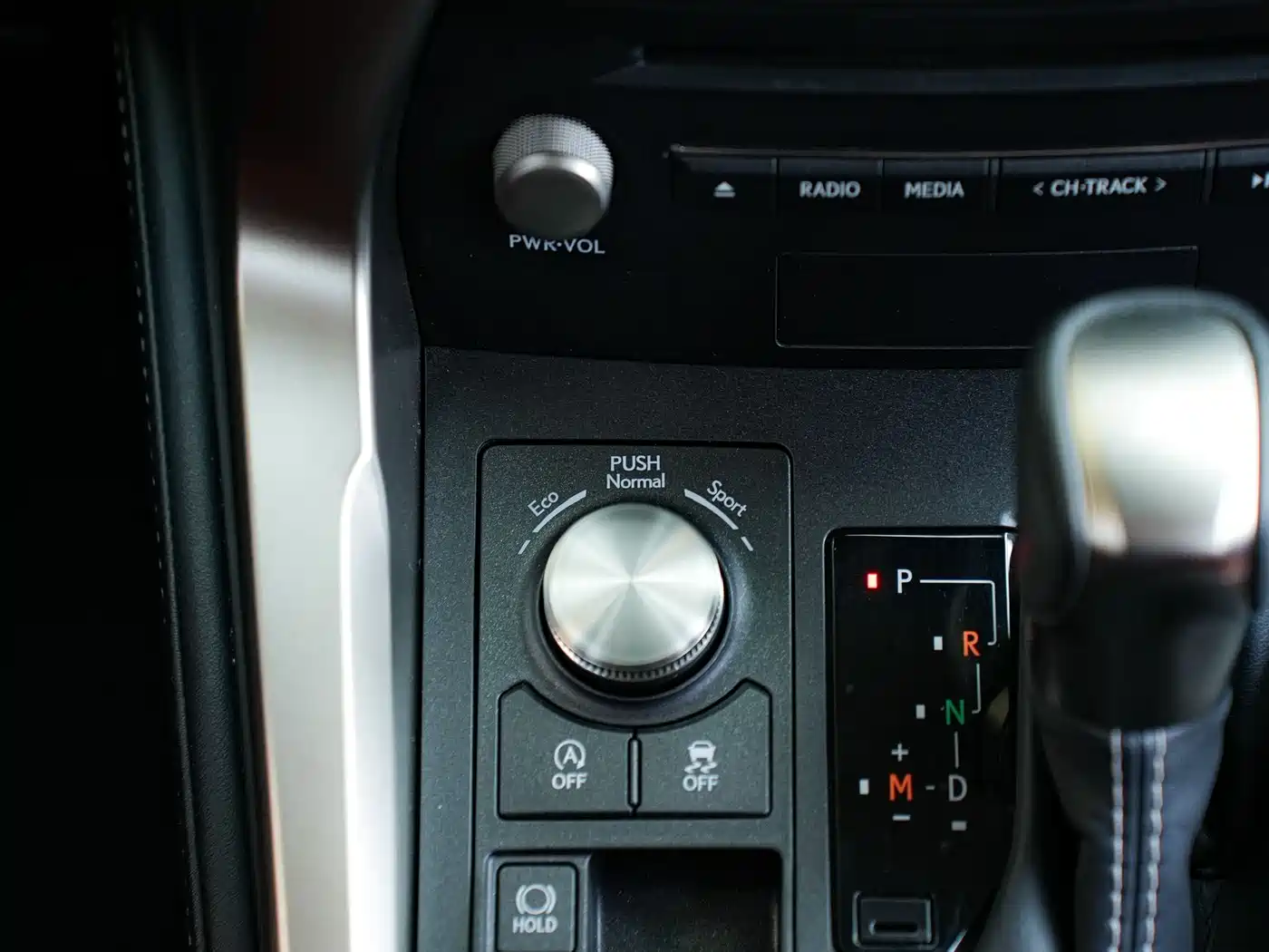 Lexus NX 2020 200 FWD Sharp Edition China V фото 19
