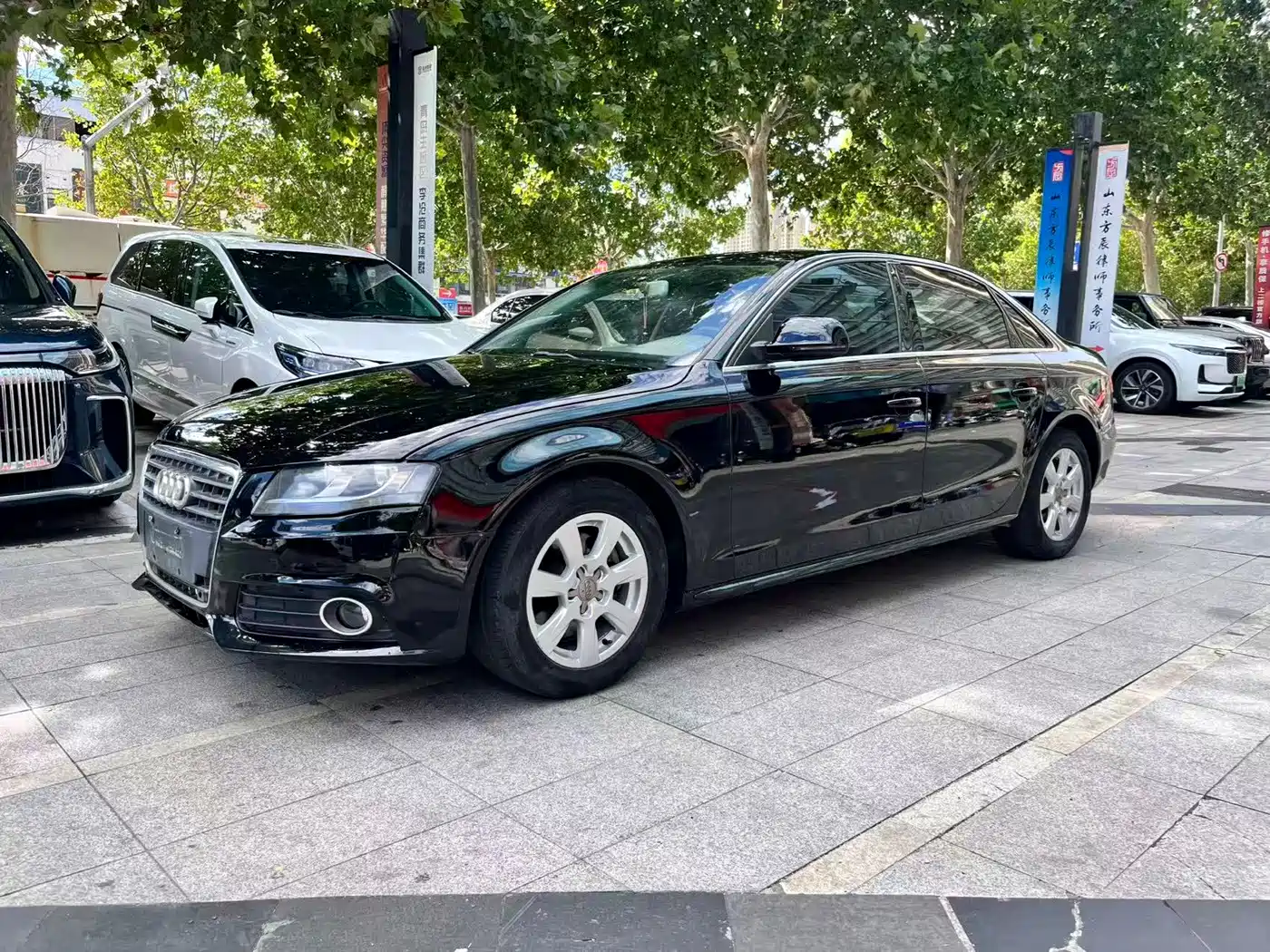 Фото 1 - Audi A4L