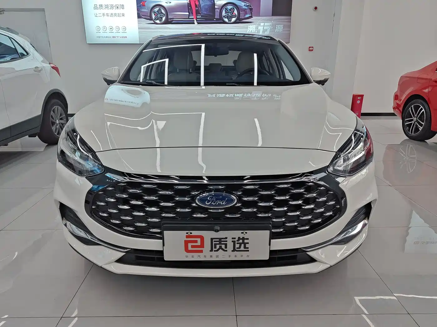 FORD FOX