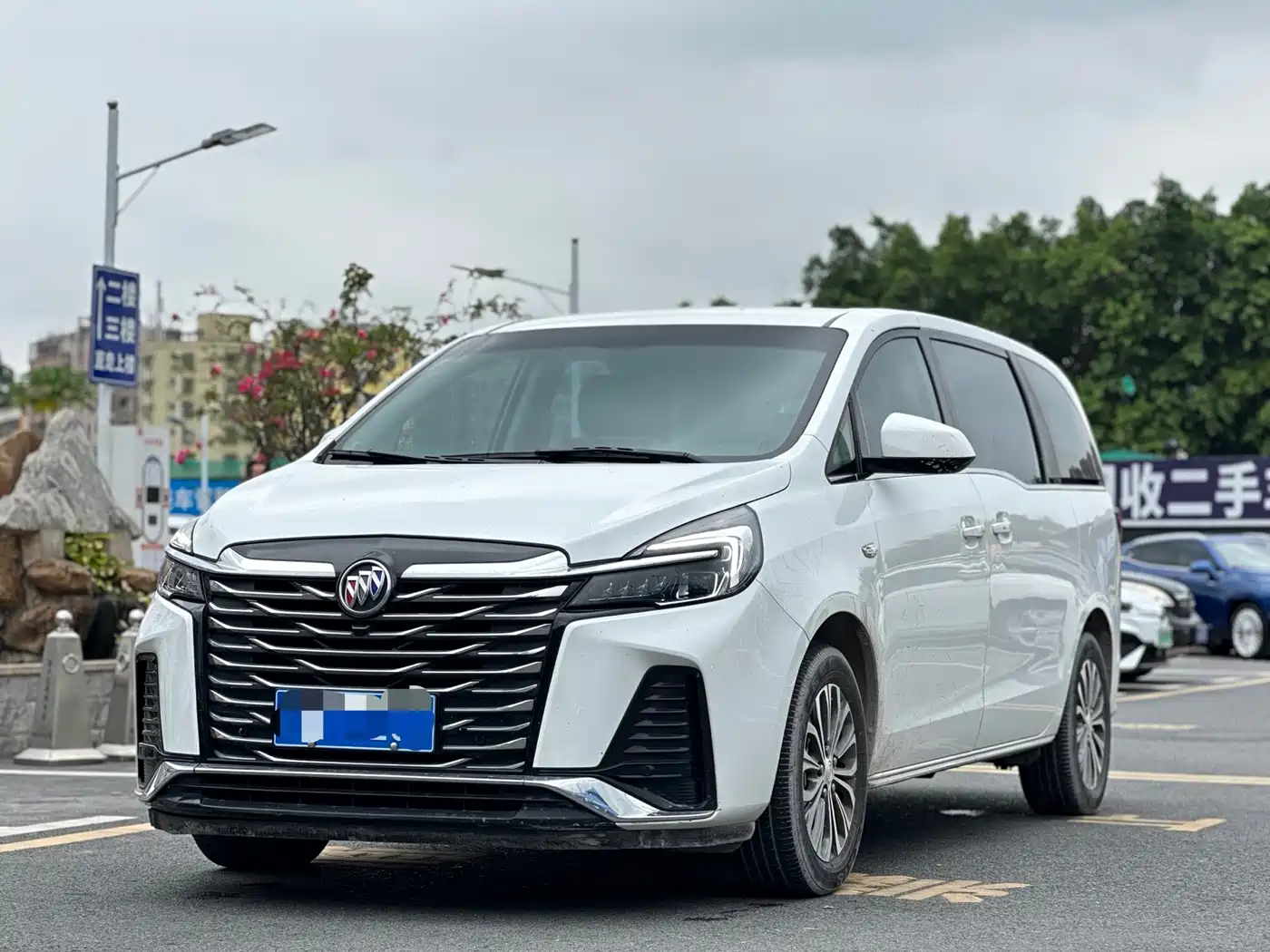 BUICK GL8