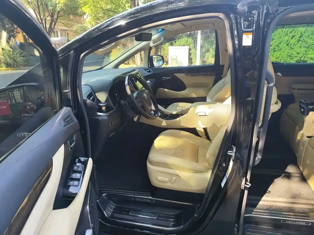 Toyota Vellfire 2019 2019 Hybrid 2.5L HV Premium Edition
