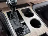 Photo 15 - Toyota Sienna