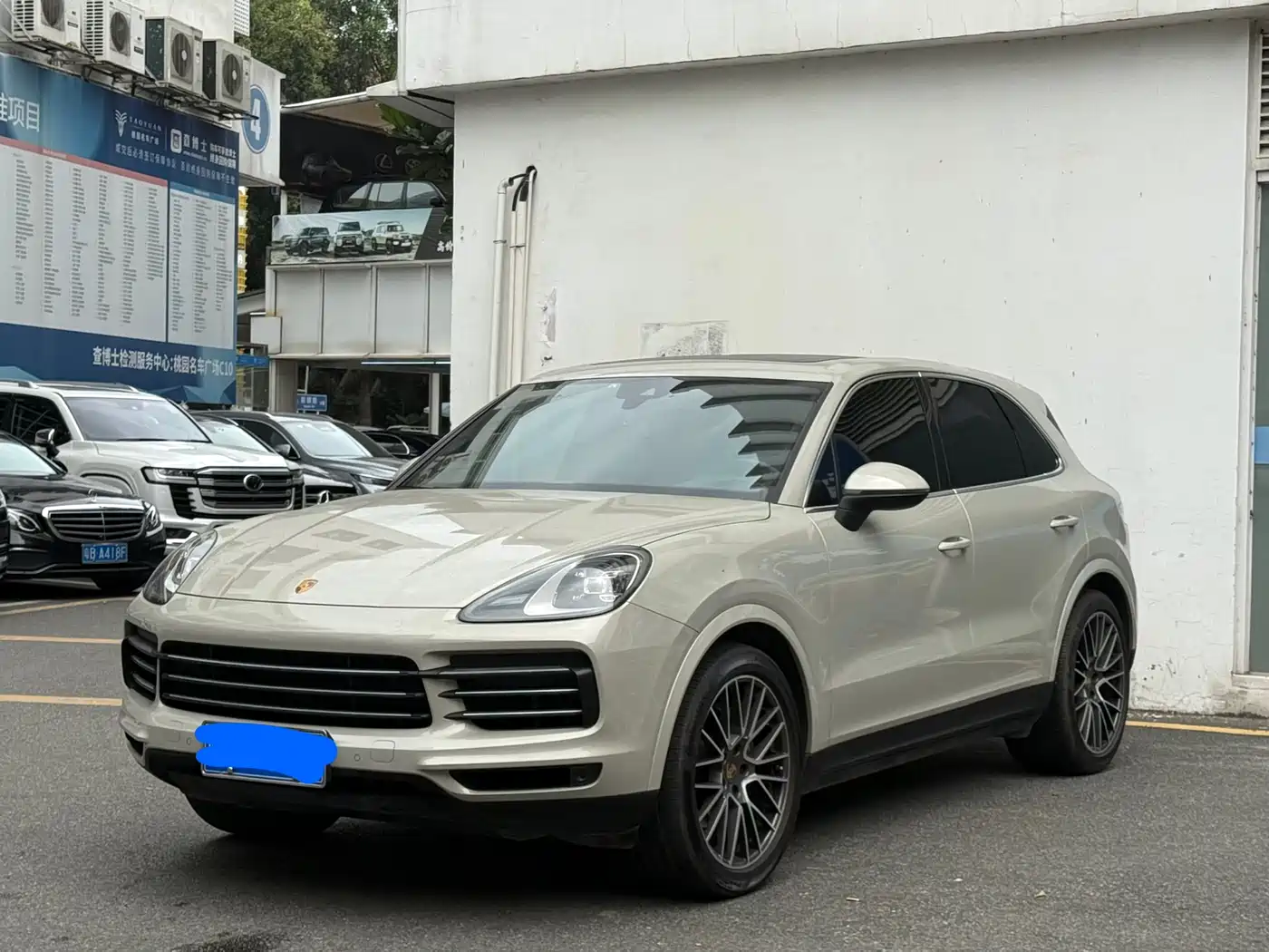 PORSCHE CAYENNE