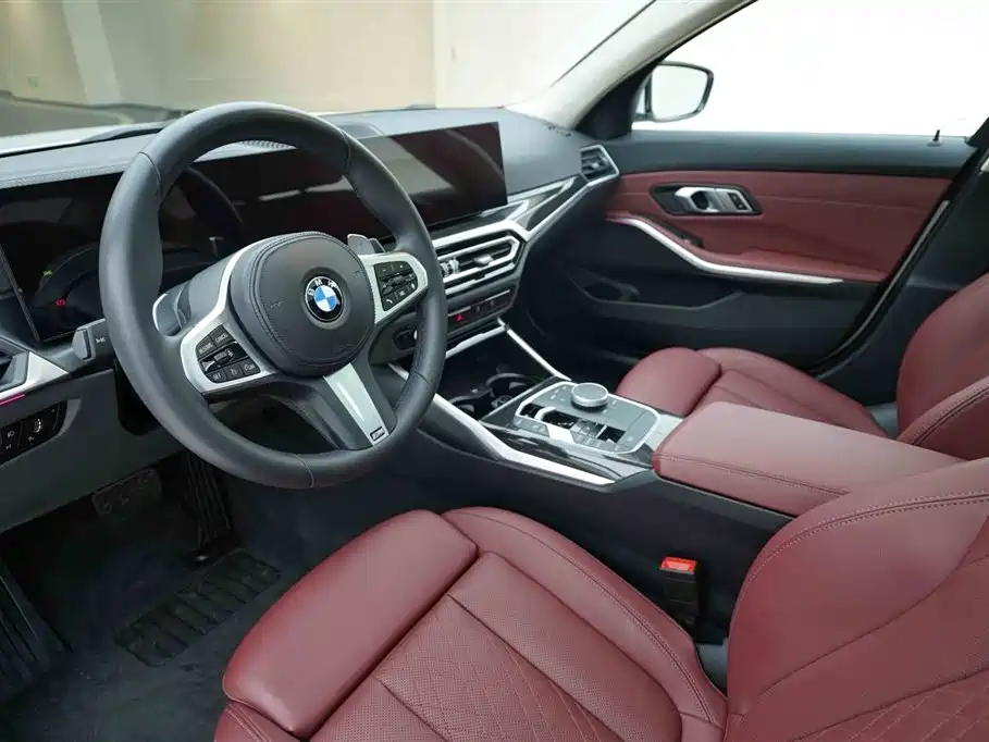 BMW 3-SERIES