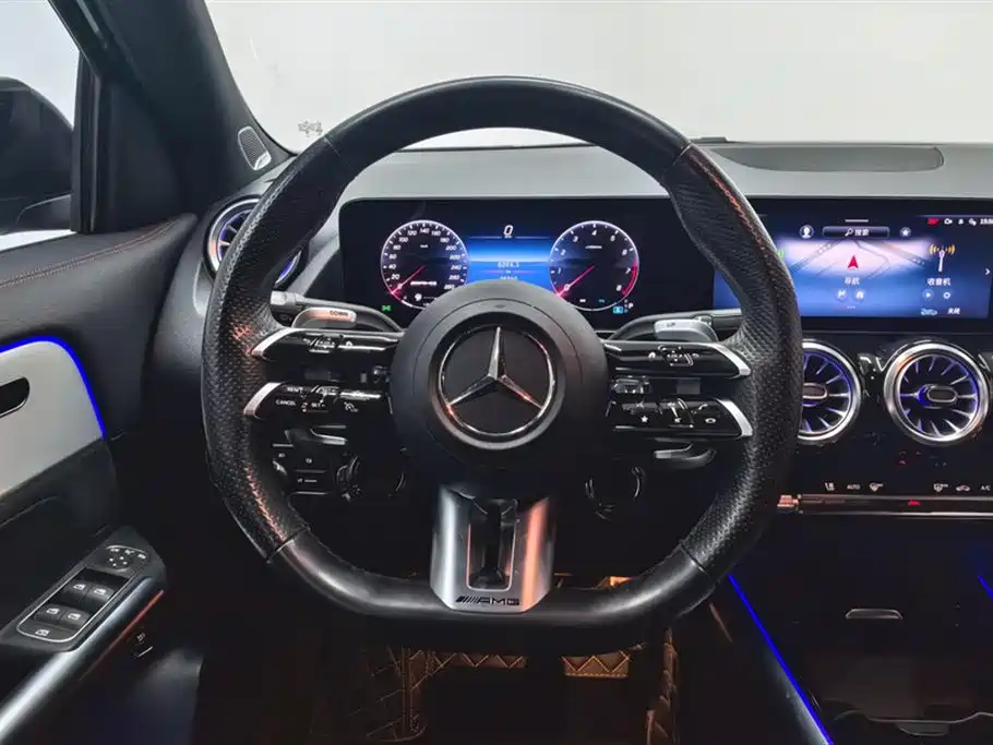 Mercedes-Benz GLA AMG 2024 AMG GLA 35 4MATIC фото 15