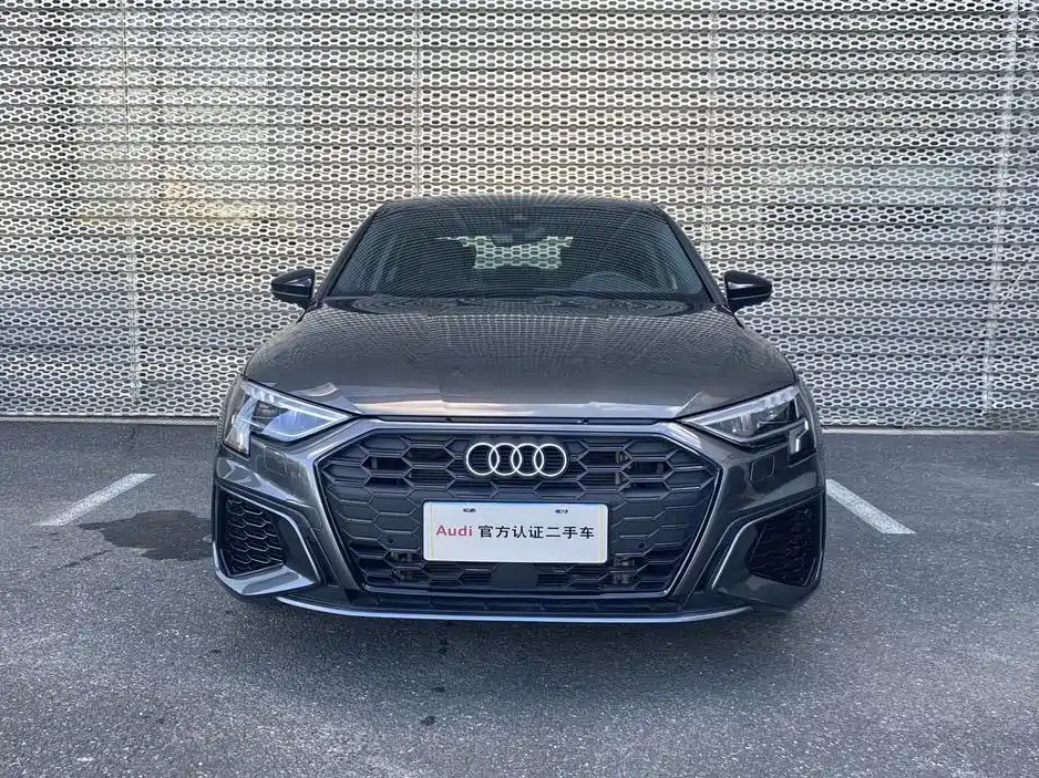 Фото 2 - Audi A3