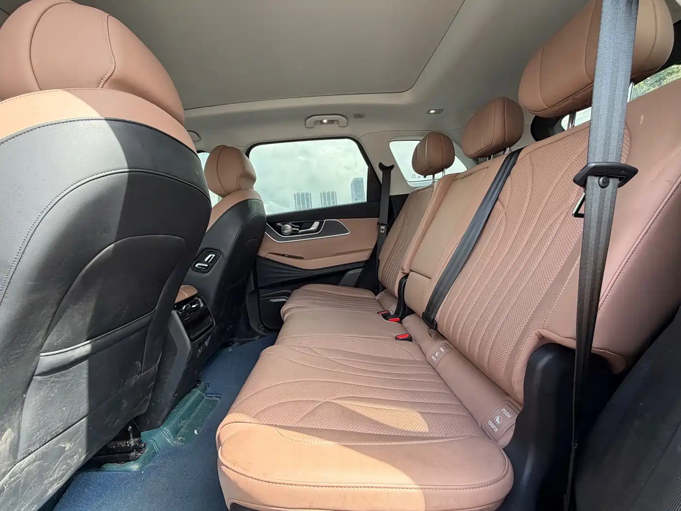 Chery Tiggo 8L 2025 2024 2.0T 2WD Luxury Edition 7-Seater