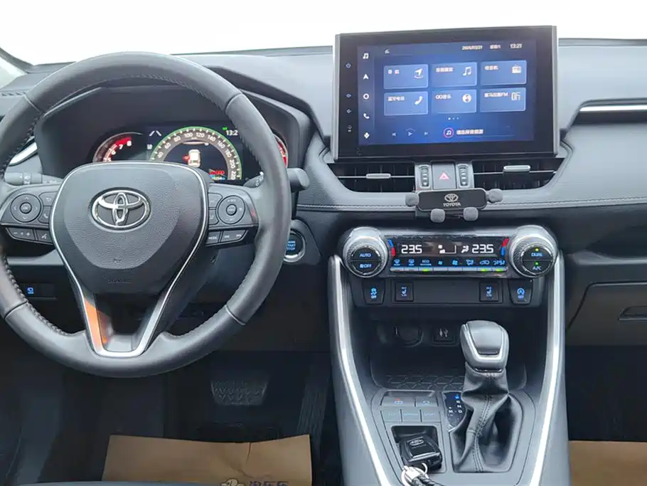Toyota RAV4 Rongfang 2022 2.0L CVT 2WD Trend Plus Edition фото 12