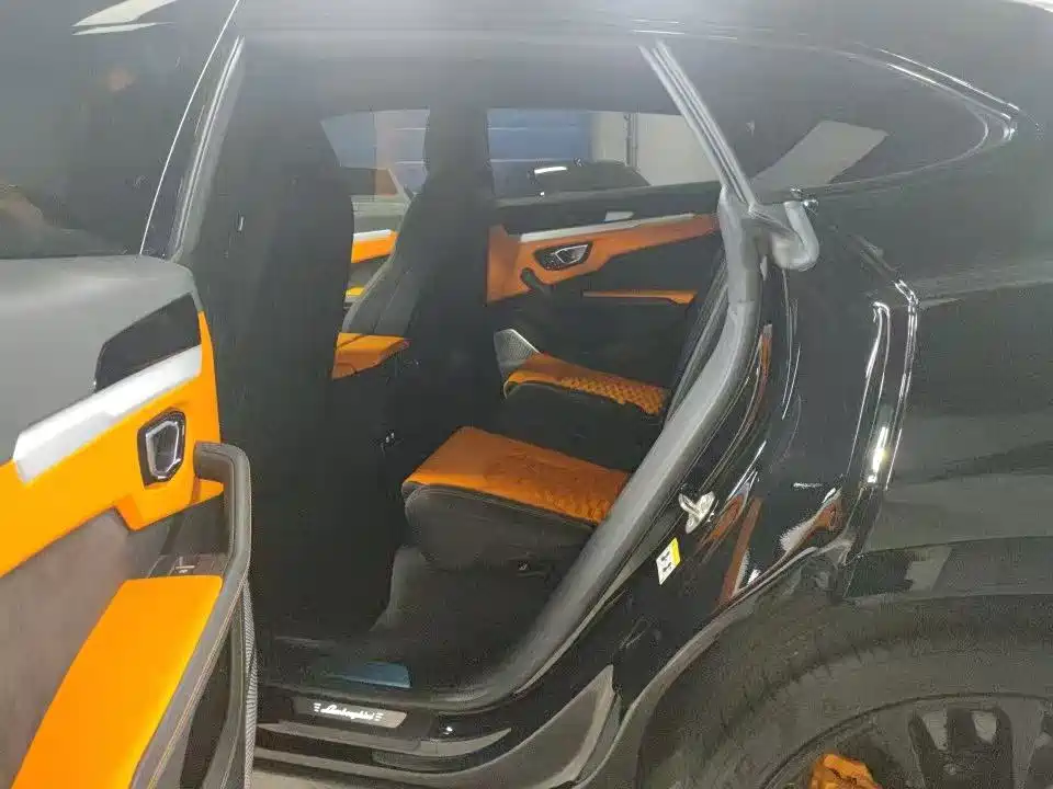 Lamborghini Urus 2022 2021 4.0T V8
