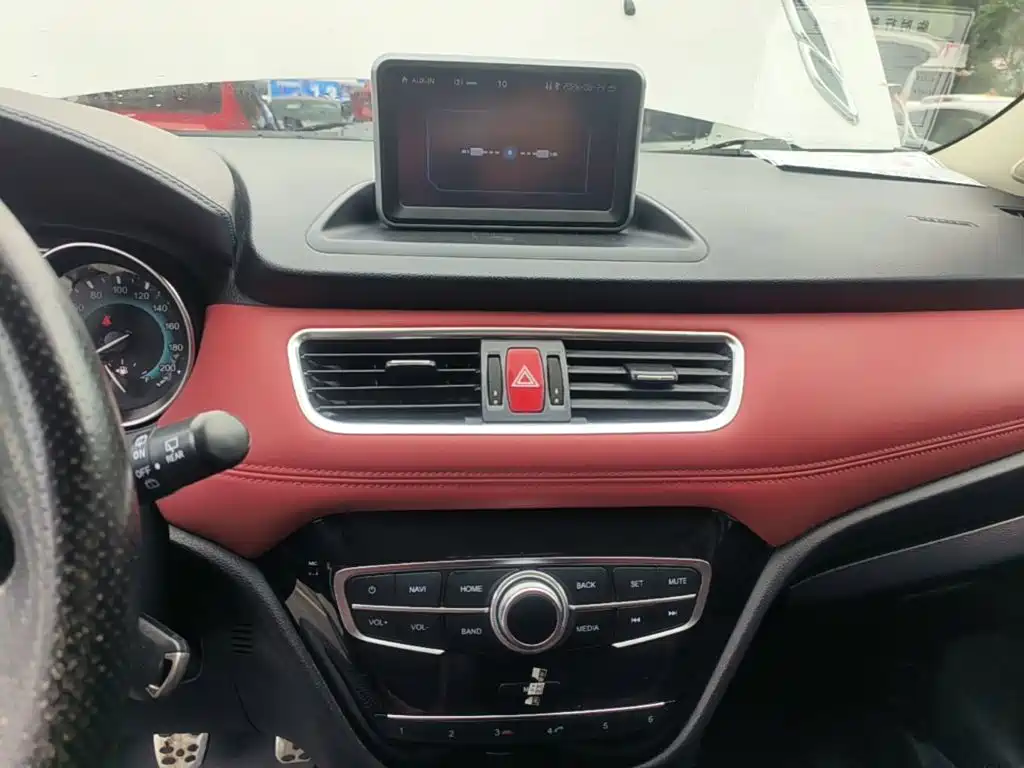 Haval H1 2015 2015 1.5L Manual Luxury
